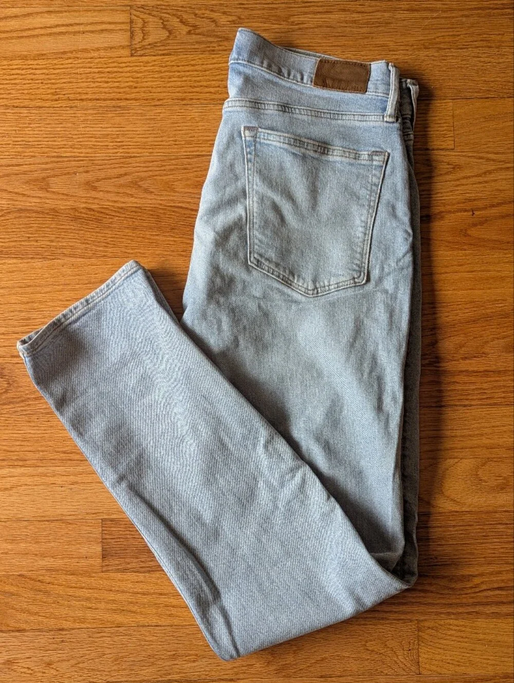 J. Crew Men's Light Wash 1040 Jeans, 33/32